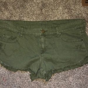 BDG green shorts